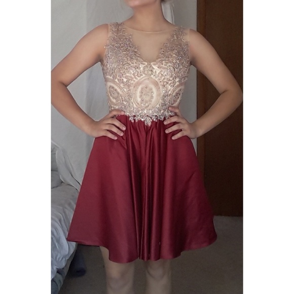 Prom dress - Picture 1 of 6